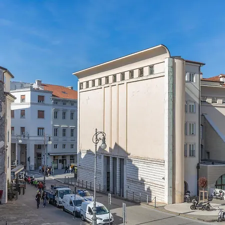 Casa Calvino, Dove Si Racconta Διαμέρισμα