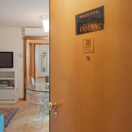 Calvino, In Piazza Unita Con Parcheggio Lejlighed Trieste